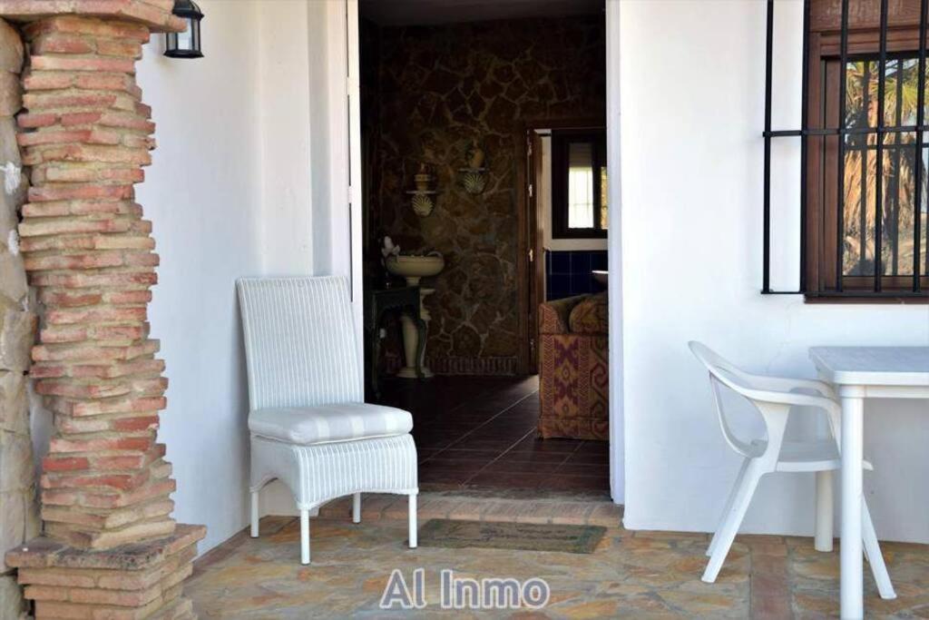 Las Palmeras - Ein Stueck Vom Paradies - Behagliches Haus Mit Pool Algodonales Exterior foto